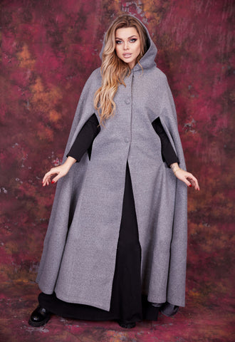 Victorian Wool Cape with Hood & Arm Slits – Inspired by Medieval Elegance