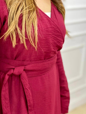Wrap-Style Linen Dress with Wide Belt & Side Pockets – Loose Fit with Full Sleeves