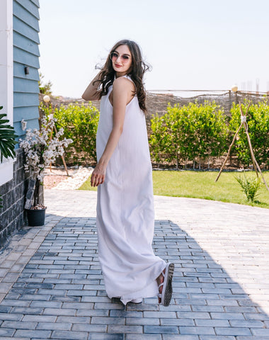 Sleeveless Linen Dress with Side Pockets & Back Zipper – White, Beige, Black, Olive