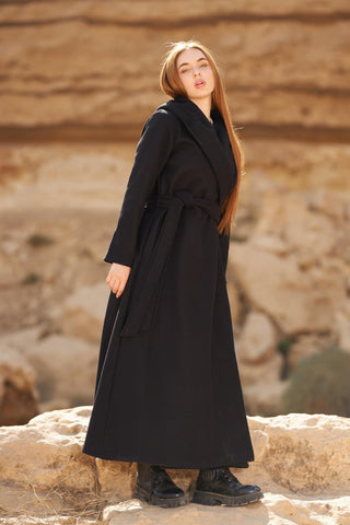 Wool Coat with Side Pockets, Rever Collar & Detachable Belt – Elegant & Warm for Winter  Long  Coat