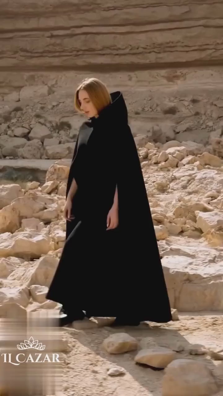 Victorian Wool Cape with Hood & Arm Slits – Inspired by Medieval Elegance